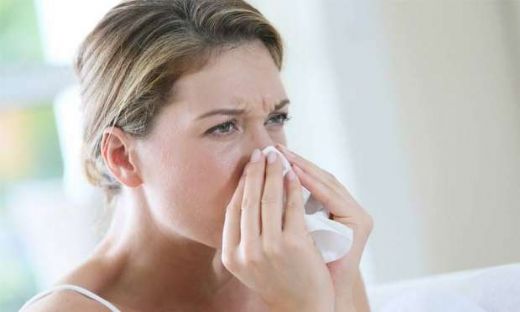 Burun Tıkanıklığı Geniz Akıntısı Belirtileri ve Tedavisi